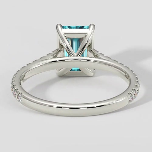 Tourmaline Paraiba bleue avec bande de diamant