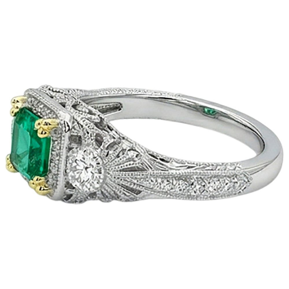 Premium Émeraude Fine Bague avec Gemme 2 carats – vue de profil