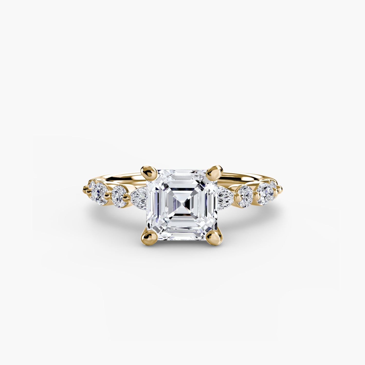 Setting Gold avec Diamant Fin – gros plan