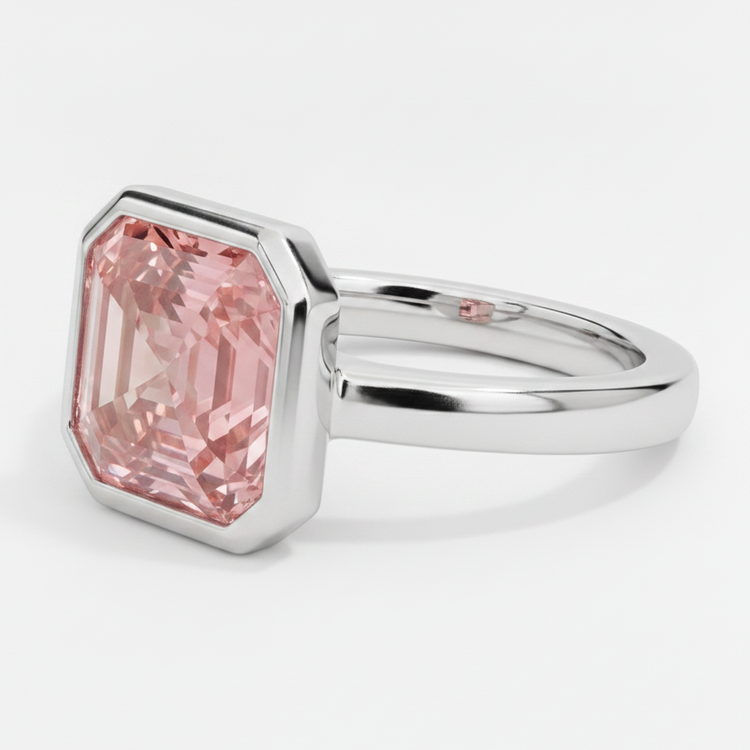 Bague Solitaire en Platine à Lunette, Véritable Saphir Padparadscha Couleur Pêche 3 Carats Taille Asscher