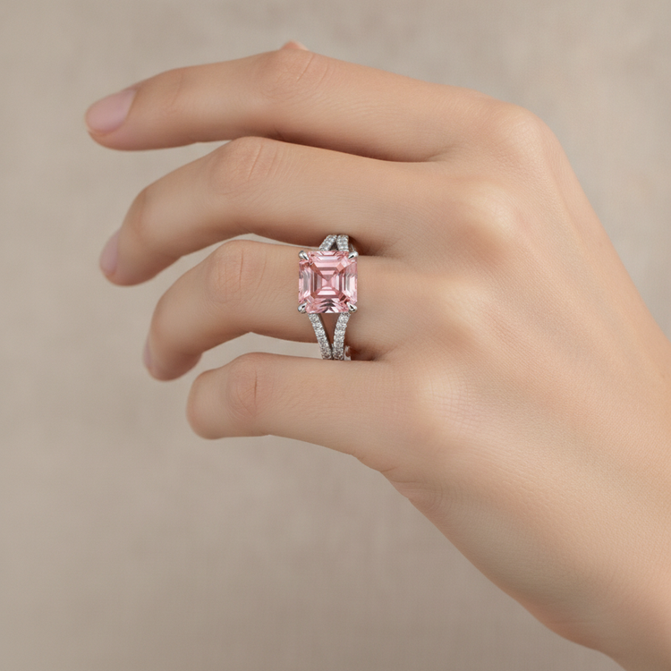Bague de Fiançailles Saphir Padparadscha Pêche Naturel 3,8 Carats Taille Asscher Pavé en Or Blanc 14 Carats