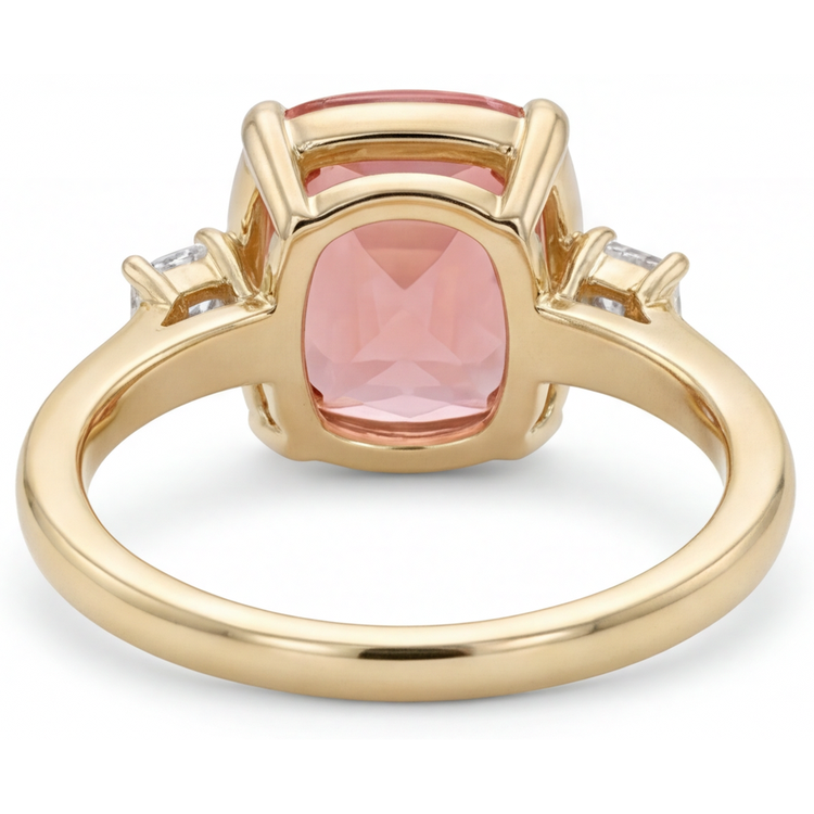Bague trois pierres en saphir Padparadscha véritable taille coussin et diamants baguette blancs 3,4 carats en Or Jaune 14K