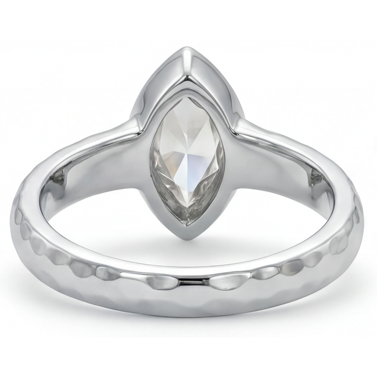 Bague Solitaire Or Blanc 14 Carats avec Diamant – vue de dessus