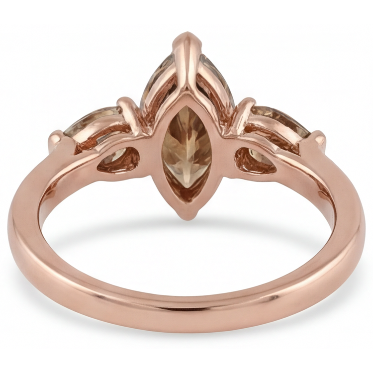 Diamant Bague Trois Pierres 1,5 carats Or Rose 14 Carats – vue d'angle