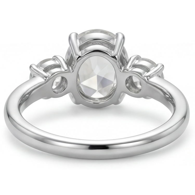 Taille Ovale Diamant Fin bague en Or Blanc 14 Carats – vue de profil