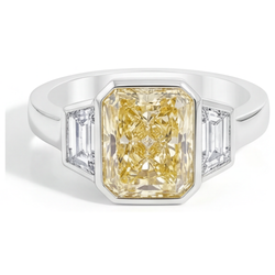 Diamant Jaune Canari Pureté VVS Bague Statement 3,25 carats en