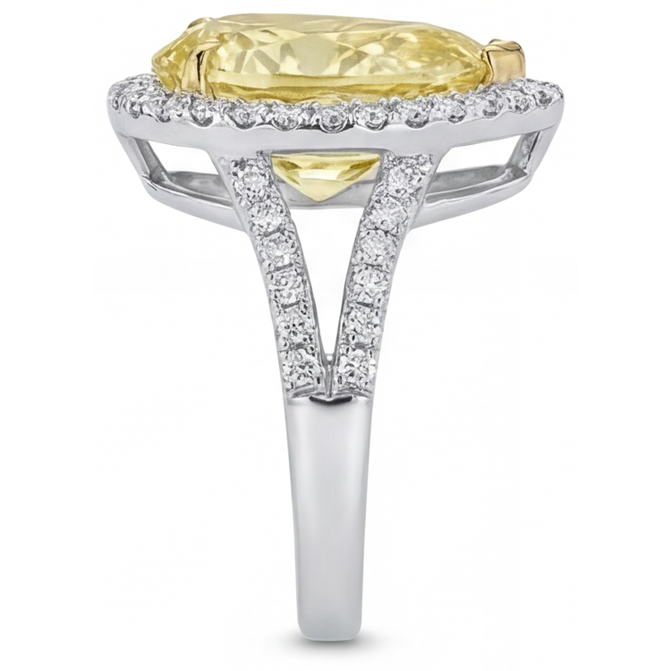 De luxe Diamant Jaune Fancy Bague de Fiançailles Halo 3 carats – vue de dessus