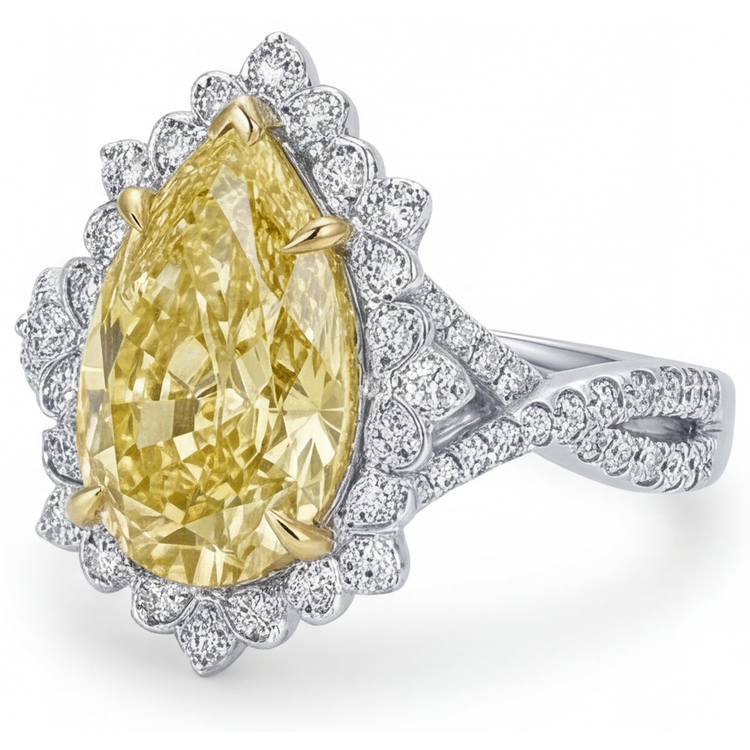 Élégant Diamant Jaune Fancy Bague de Fiançailles Halo 3 carats – vue d'angle