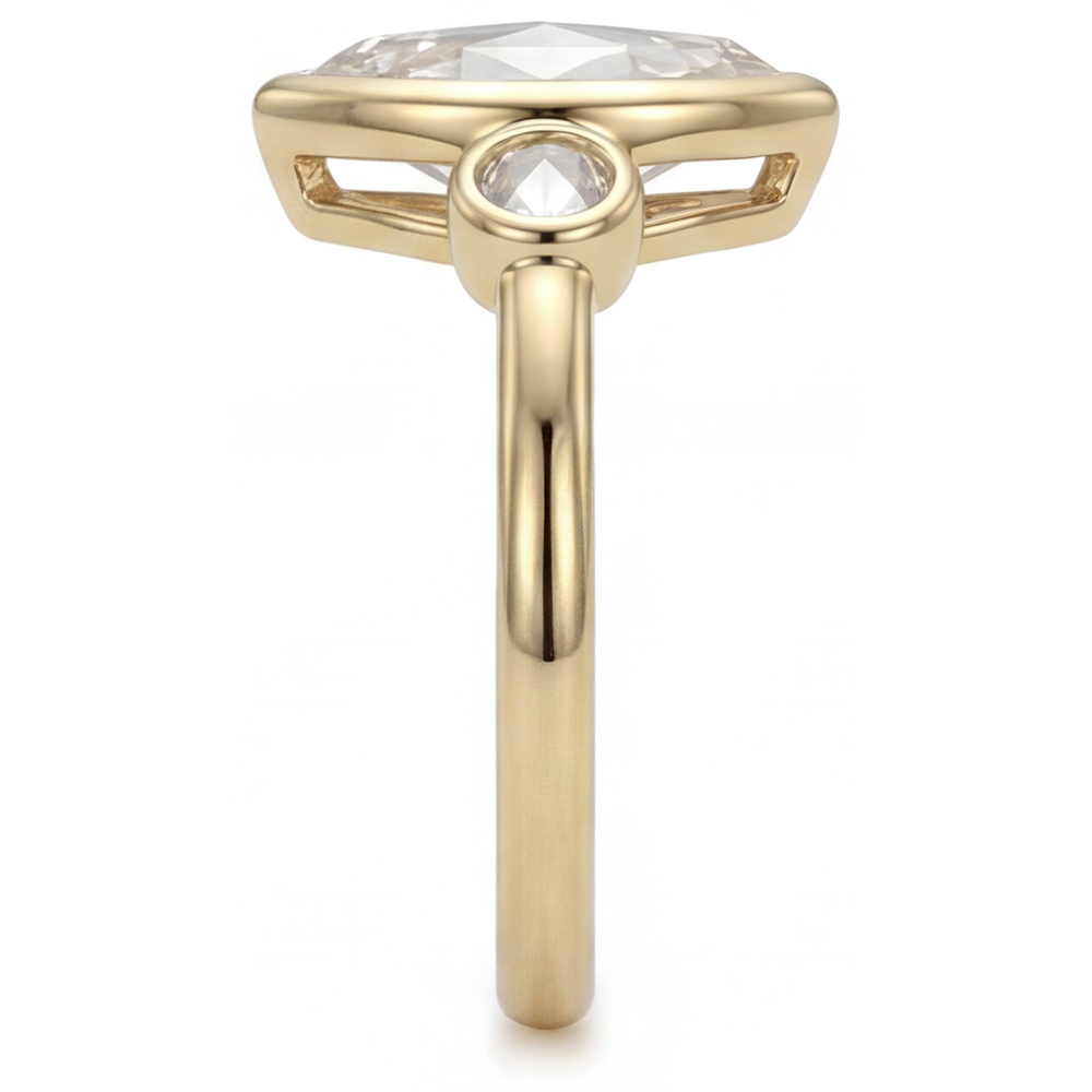 Diamant Taille Marquise Trilogie en Or Jaune 14 Carats – vue d'angle