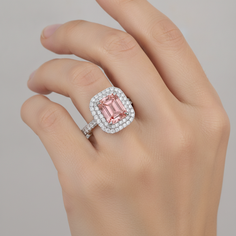 Bague en saphir Padparadscha 3,8 carats avec double Halo d'émeraudes naturelles en Or Blanc 14 carats