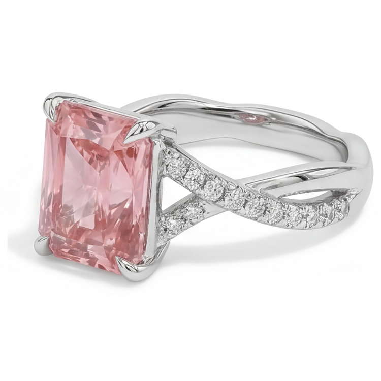 Bague Pavée en Or Blanc 14 Carats avec Saphir Padparadscha Pêche 2,8 Carats et Émeraude Véritable