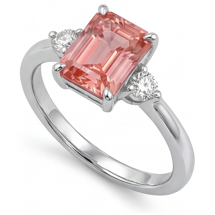 Bague trois pierres en Or Blanc 14 carats avec saphir Padparadscha naturel de 2,9 carats Taille Émeraude