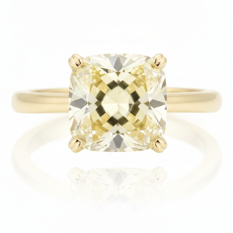 Bague de Fiançailles Pierre Précieuse Jaune Solitaire Diamant Fantaisie Naturel Taille Radiant 2,17 Carats en Or 18 Carats