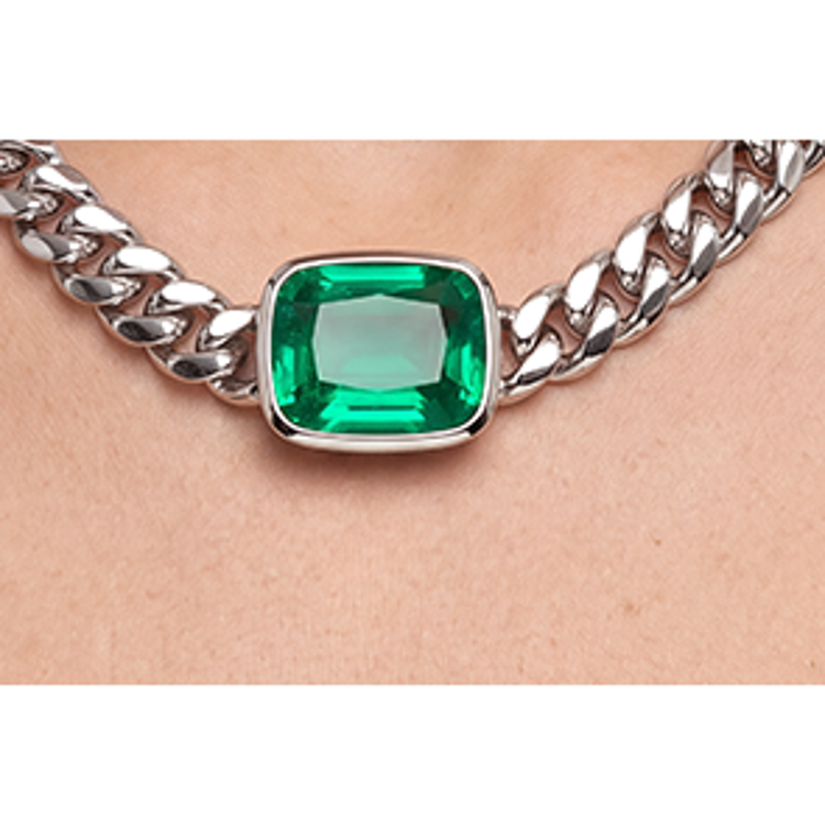 Collier coulissant en or maille cubaine Miami avec émeraude taille coussin 27 carats