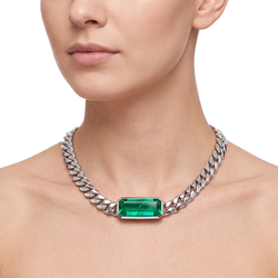Collier en or à maille cubaine Miami avec pendentif coulissant en émeraude de 33 carats