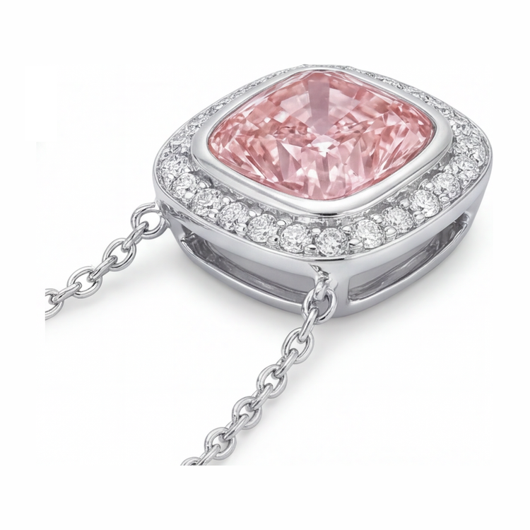 Collier avec Pendentif Halo Coussin en Diamant Rose de laboratoire 2,25 Carats en Or Blanc 14 Carats
