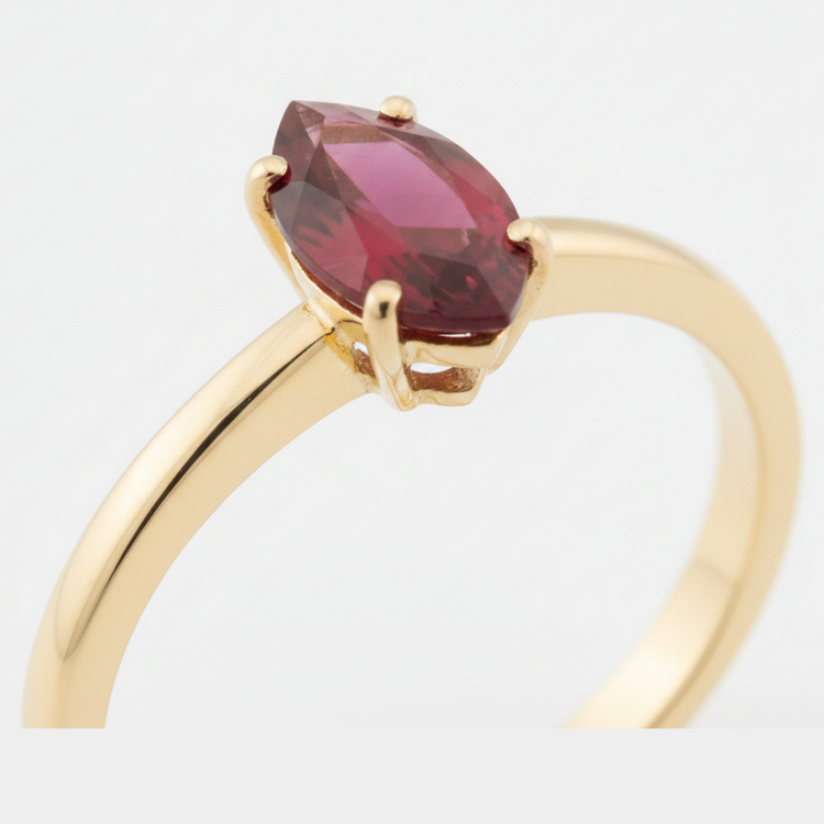 Bague Solitaire en Rubis Birman Véritable Taille Marquise 1,5 Carat en Or 18 Carats