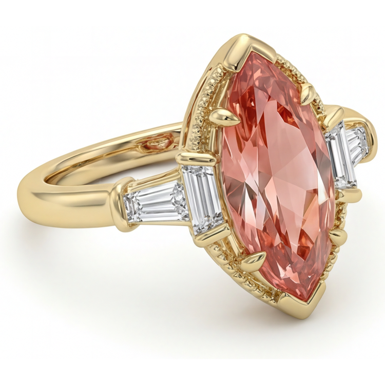 Bague de Fiançailles Saphir Pêche de laboratoire de 4.1 carats, monture cathédrale à trois pierres avec Saphir Padparadscha marquise et Diamant baguette blanc, en Or Jaune 14 carats