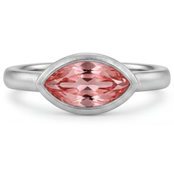 Bague Ancienne Or Blanc 14K Saphir Padparadscha 3,5 Carats de laboratoire Marquise Lunette Solitaire