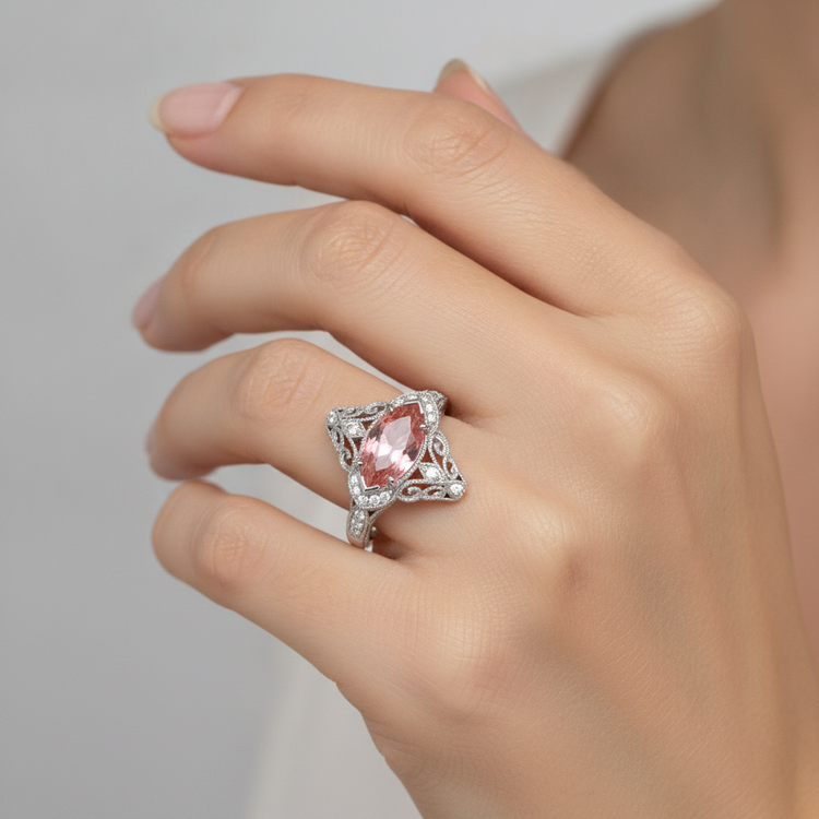 Bague Halo à corps fendu en Or Blanc 14 carats avec saphir Padparadscha véritable taille marquise couleur pêche 2,3 carats