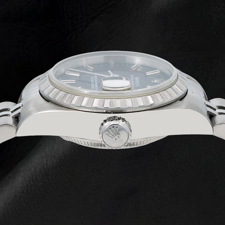 Montre Rolex Date 6924 26 mm Cadran Noir à Index Bâtons Bracelet Jubilé en Acier Inoxydable