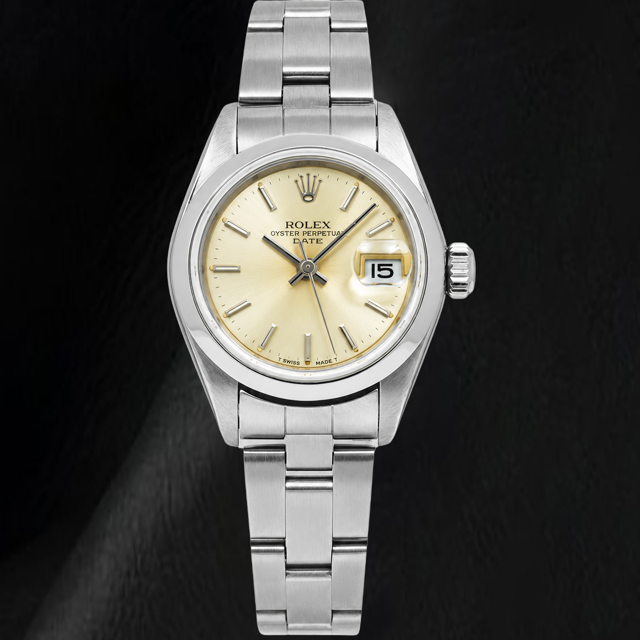 Montre Rolex Date 79160 26 mm Cadran Champagne à Index Bâtons Lunette Lisse Acier Inoxydable