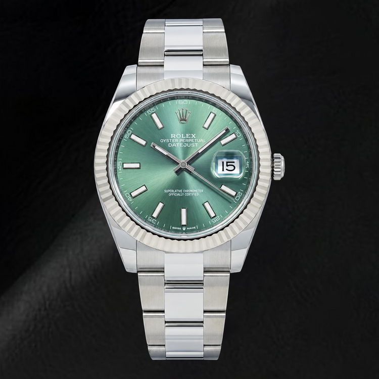 Montre Rolex Datejust 126334 41 mm en Acier Inoxydable avec Cadran Vert Luminescent