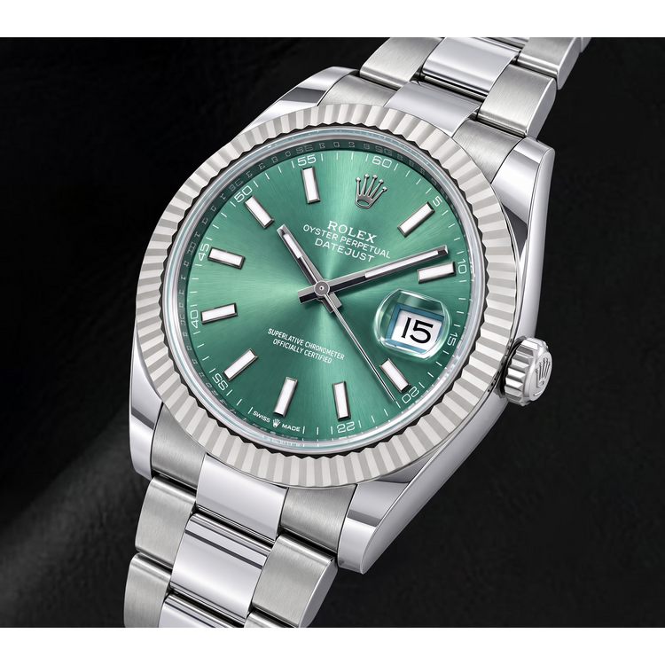 Montre Rolex Datejust 126334 41 mm en Acier Inoxydable avec Cadran Vert Luminescent
