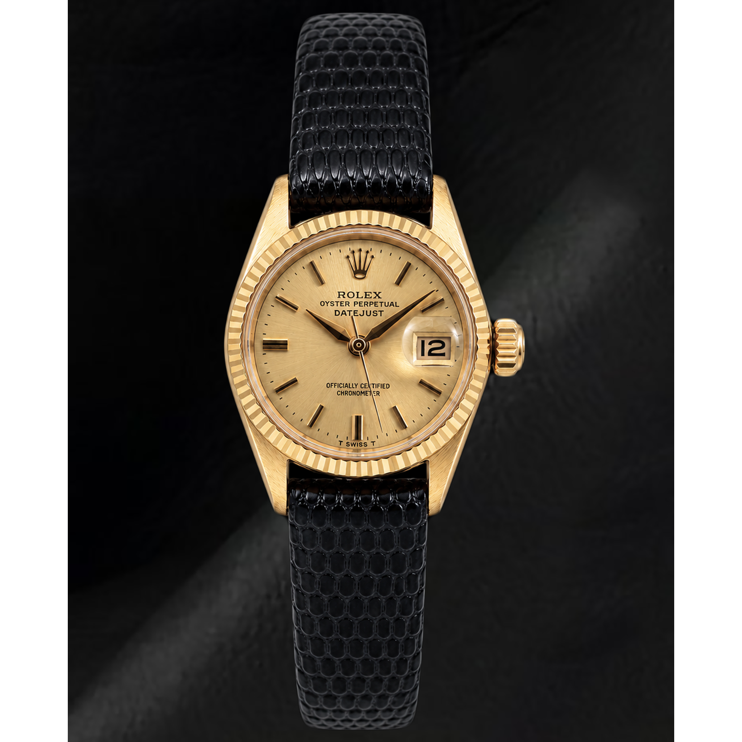 Montre Rolex Datejust 26 mm 6517 Cadran Champagne Or Jaune et Bracelet en Cuir Noir