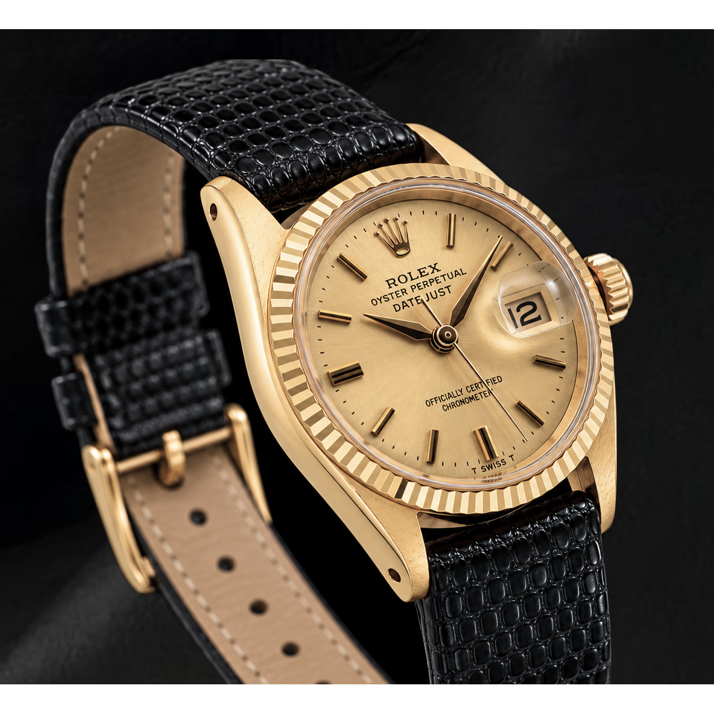 Montre Rolex Datejust 26 mm 6517 Cadran Champagne Or Jaune et Bracelet en Cuir Noir
