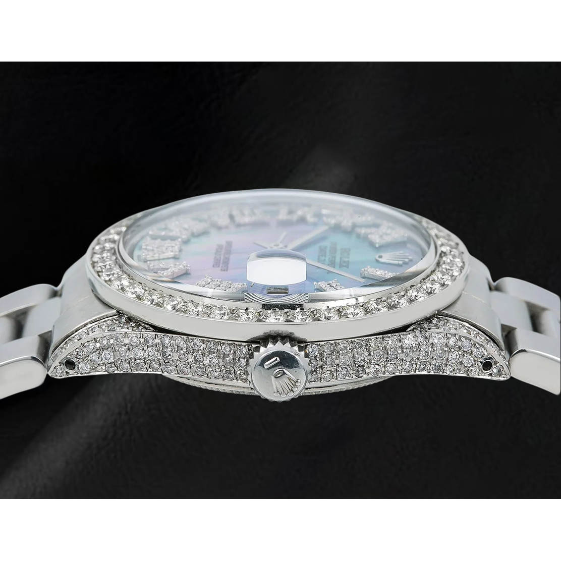 Montre Rolex Datejust 36 mm 1601 en Acier Inoxydable Cadran Diamants en Nacre Bleue Chiffres Romains
