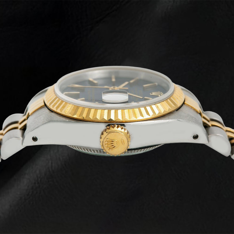 Montre Rolex Datejust 6917 26 mm Cadran Bleu à Index Bâtons Lunette Cannelée Bracelet Jubilé Bicolore