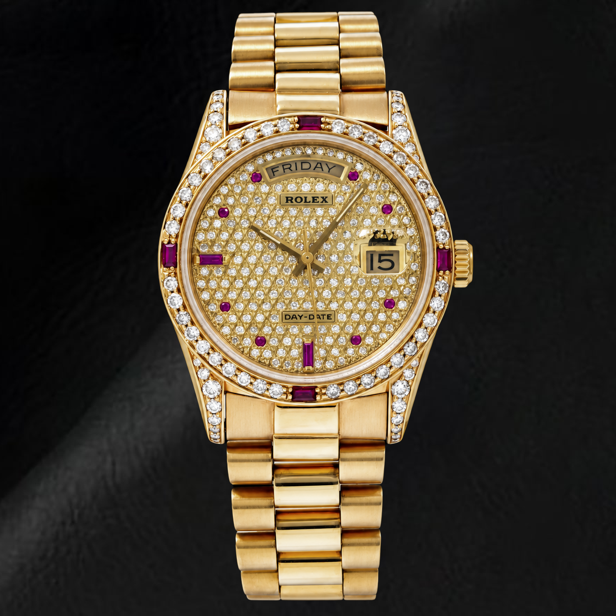 Montre Rolex Day-Date 18038 36 mm en Or Jaune Cadran Pavé de Diamants