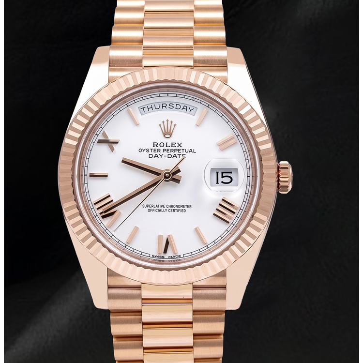 Montre Rolex Day-Date 228235 40 mm en Or Rose Cadran Blanc Chiffres Romains