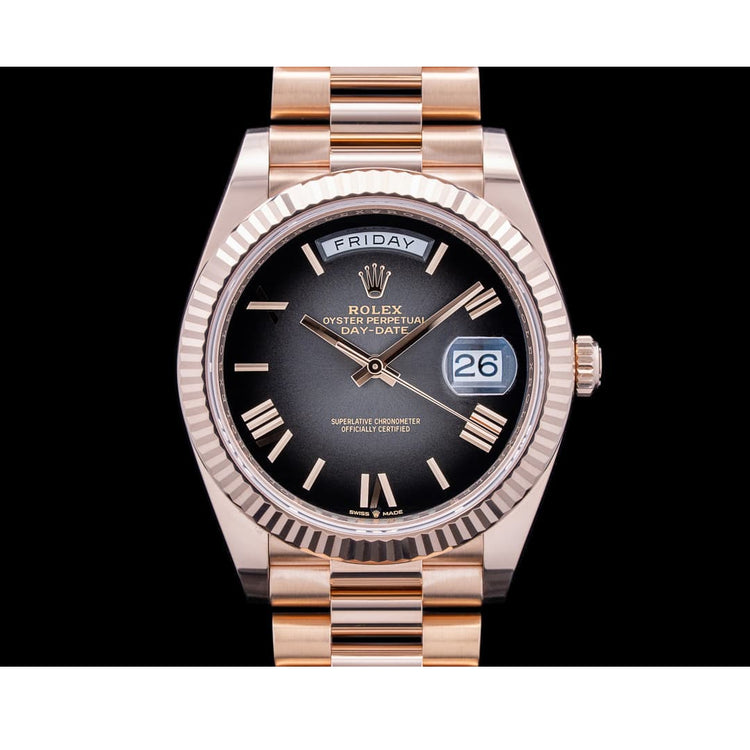 Montre Rolex Day-Date 228235 40 mm en Or Rose Cadran Noir à Chiffres Romains