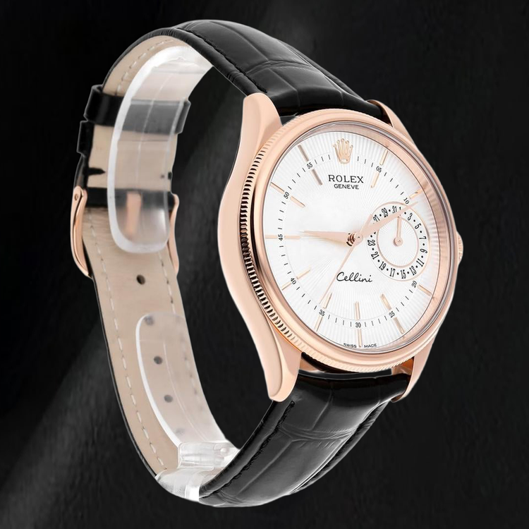 Montre Rolex Oyster Perpetual 50515 39 mm en Or Rose Cadran Argenté à Index Bâtons Bracelet en Cuir Noir