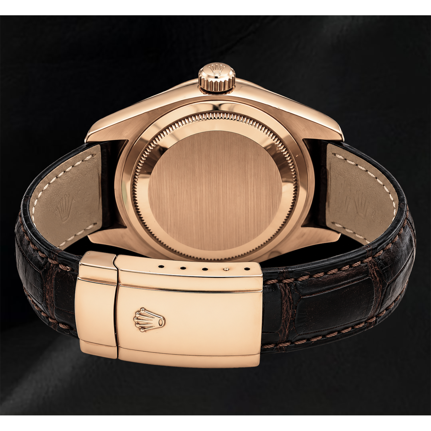 Montre Rolex Sky-Dweller 326135 42 mm Cadran Blanc en Or Rose et Bracelet en Cuir Marron