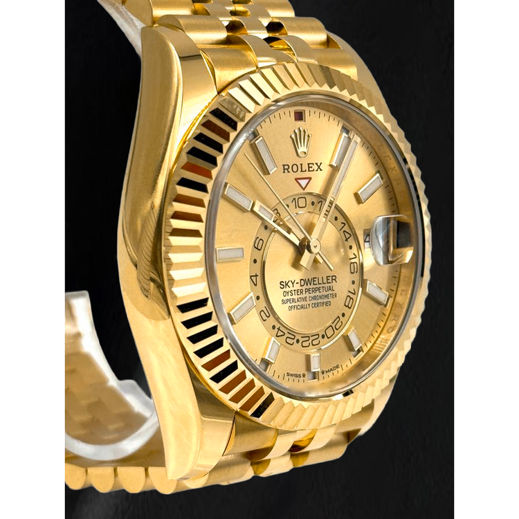 Montre Rolex Sky-Dweller 336938 42 mm Cadran Champagne Or Jaune