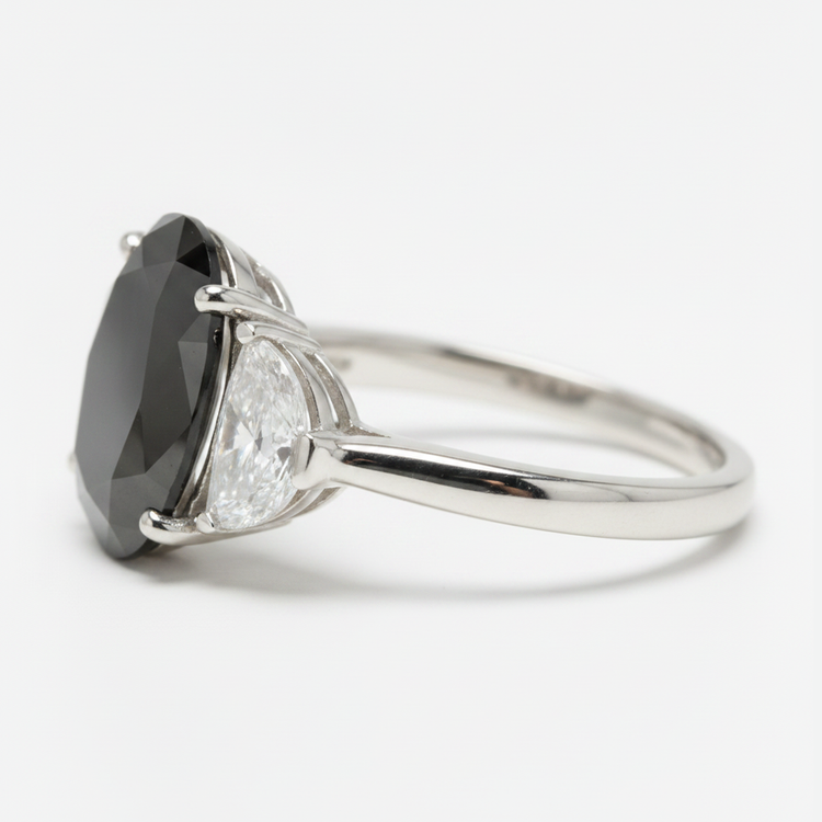 Bague de mariage trois pierres en diamant noir véritable ovale et demi-lune 4,6 carats en Or Blanc 14 carats