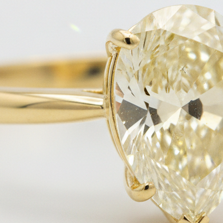 Bague de Fiançailles Solitaire Larimar et Diamant Poire Jaune Fantaisie Naturel 2 Carats en Or 18K