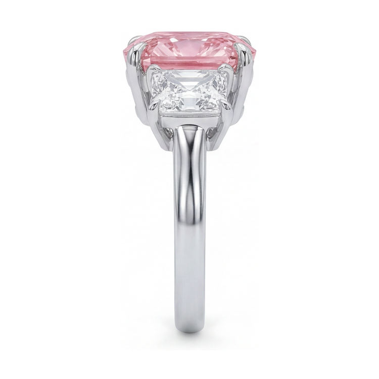 Bague d'anniversaire en diamant rose taille coussin de 4,5 carats
