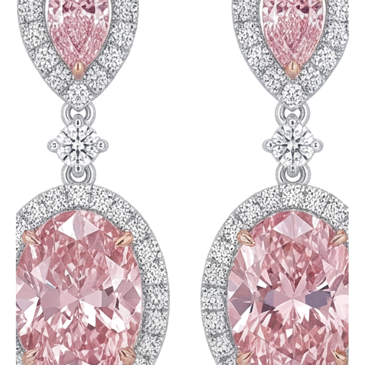 Boucles d'oreilles pendantes en diamant rose de laboratoire 4,5 carats, halo ovale et sommets poire, Or Blanc 14 carats