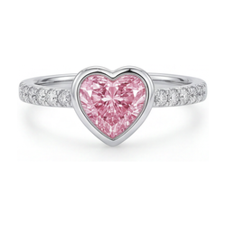 Bague en diamant rose taille cœur de 2,35 carats