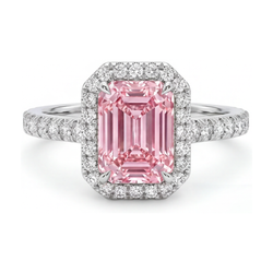 Bague en diamant rose taille émeraude de 2,5 carats