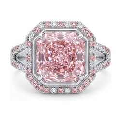Bague diamant rose 4,6 carats taille radiant