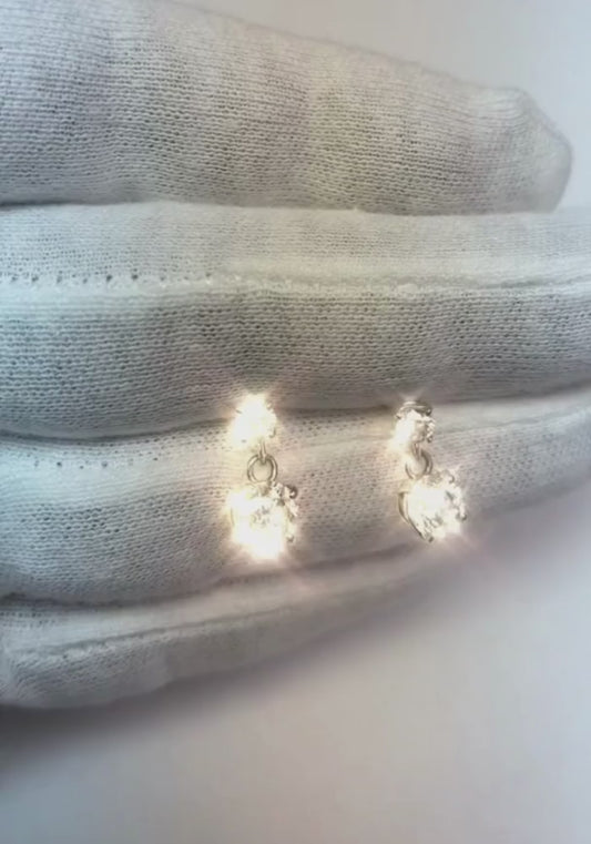 Paire de boucles d'oreilles pendantes diamants brillants ronds étincelants de 2.40 carats