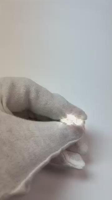 Bague En Naturel Diamant Taille Princesse De 1.5 Carat Aspect Antique Or Blanc 14K