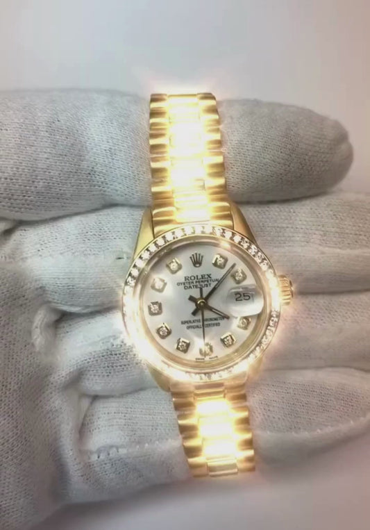 Regarder pour femme de style présidentiel Rolex avec cadran en diamant blanc et-lunette