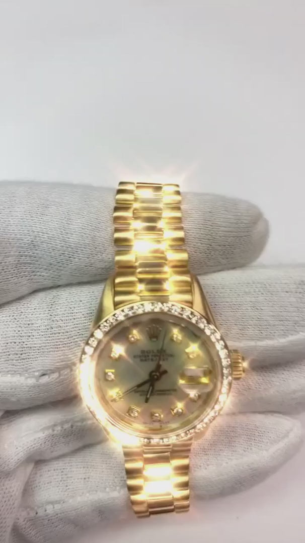 Regarder Rolex Datejust still présidentiel lunette en or cadran diamant Rolex