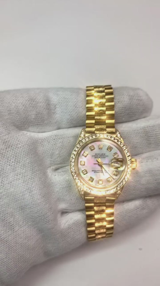 Regarder de style président Rolex pour femme, cadran en or jaune et diamants